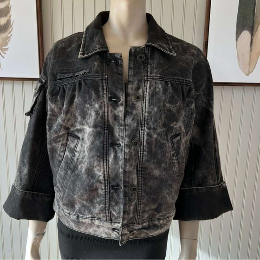 Vintage Woman’s Distressed Black Denim Crop Jacket French Connection Batwing M